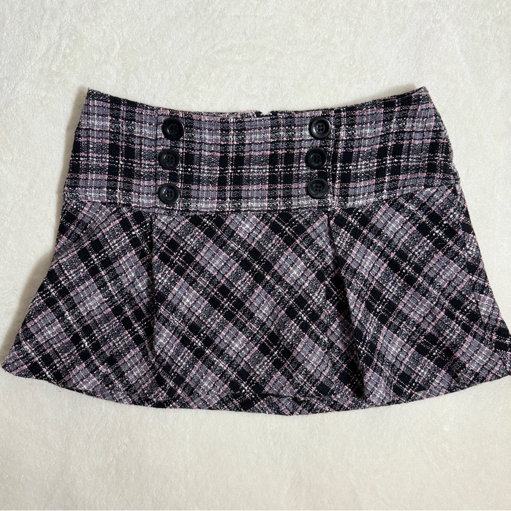 Super cute genuine vintage y2k mini plaid skirt